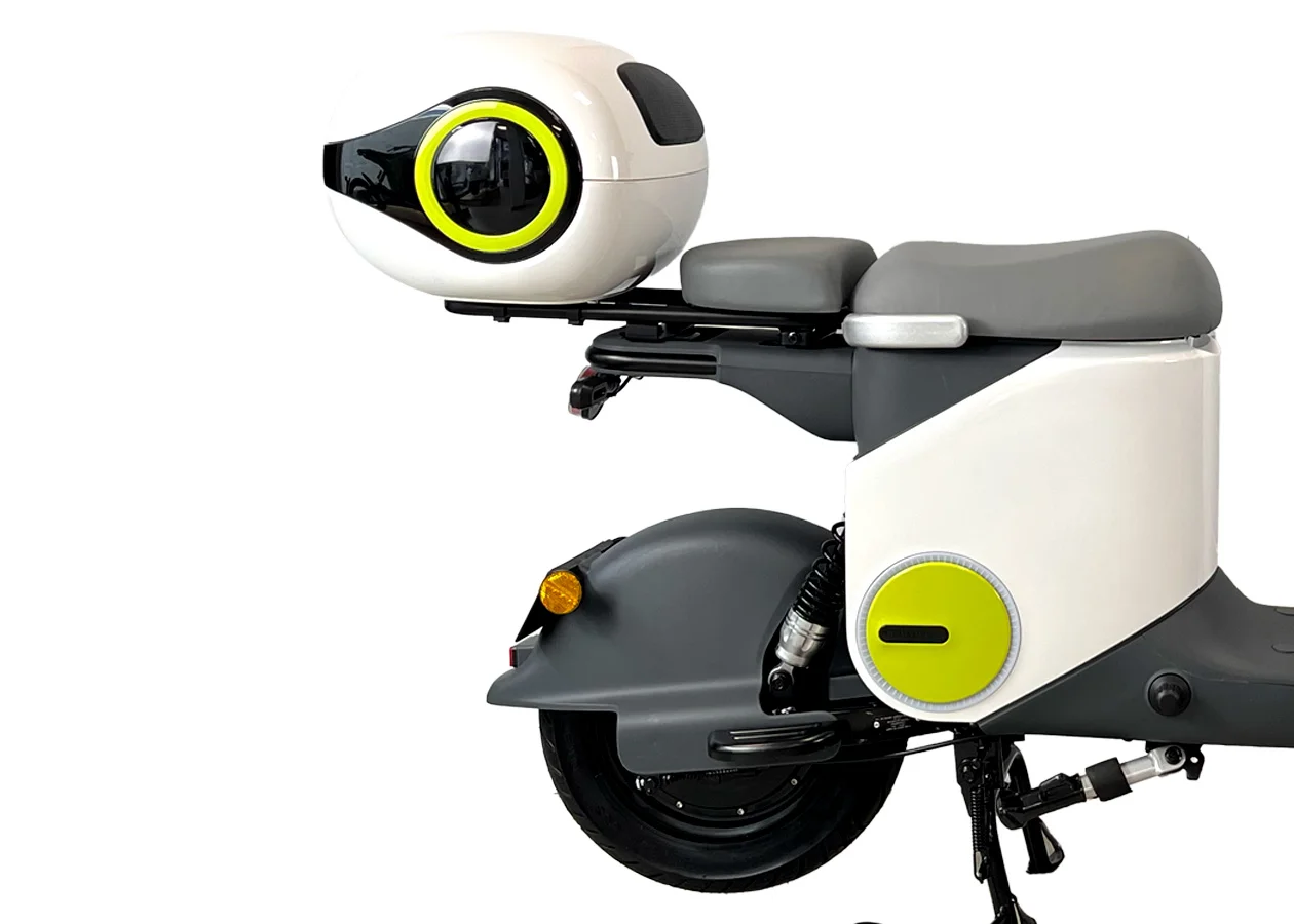 Oxygo - Scooter Singo 50 vue de profil de l'arrière du scooter